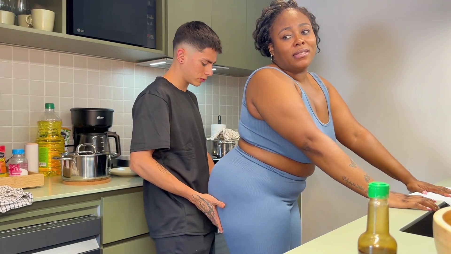 The boss should never have hired me-Danisha Milf y Angel Owenx